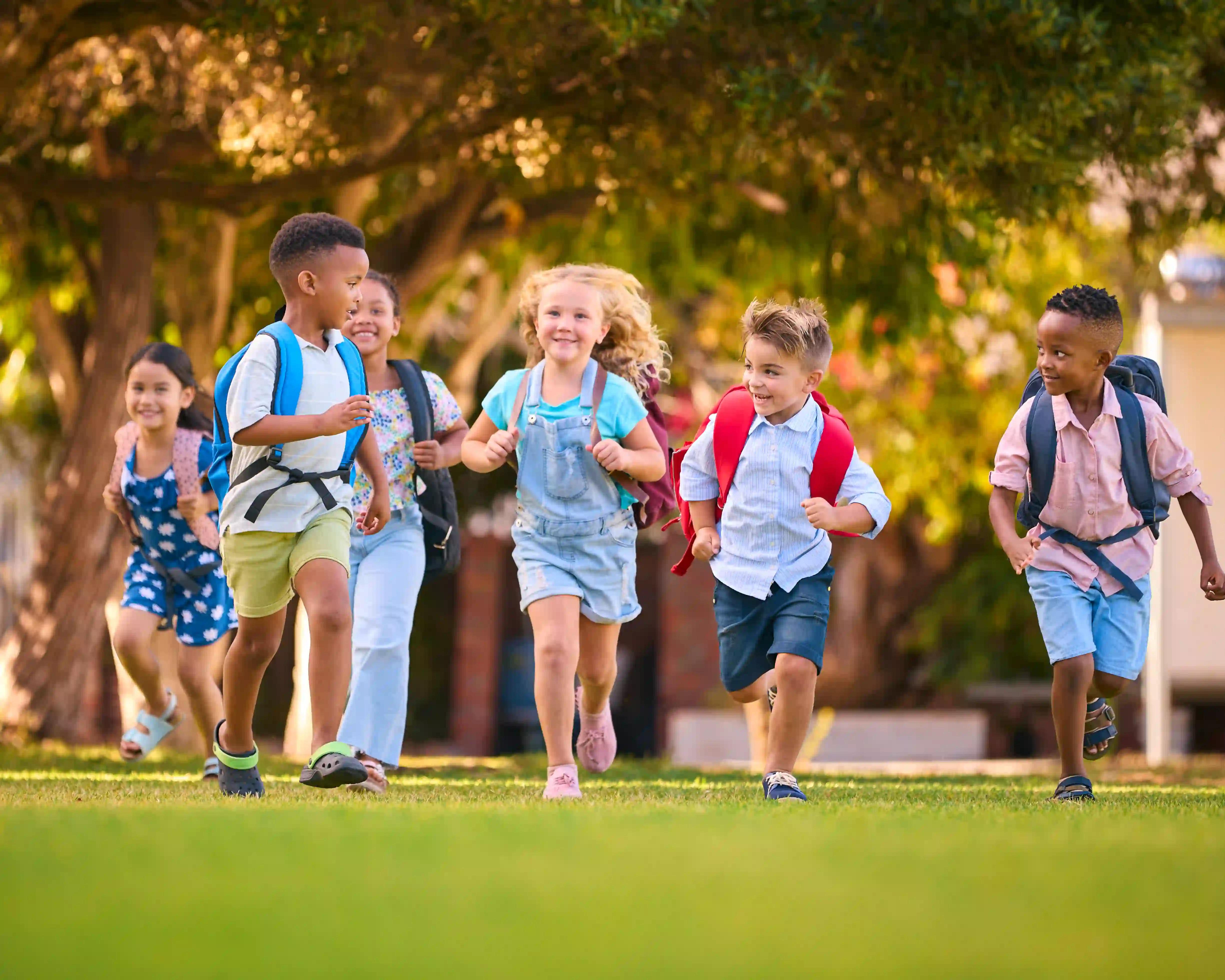 SCHOOLS OUT - HAWKESBURY