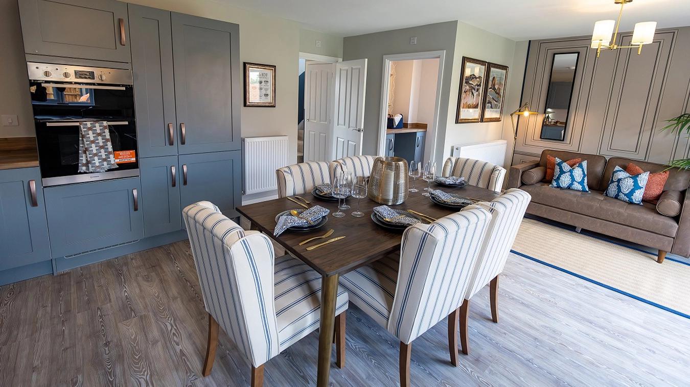 Chiddingstone Osprey dining
