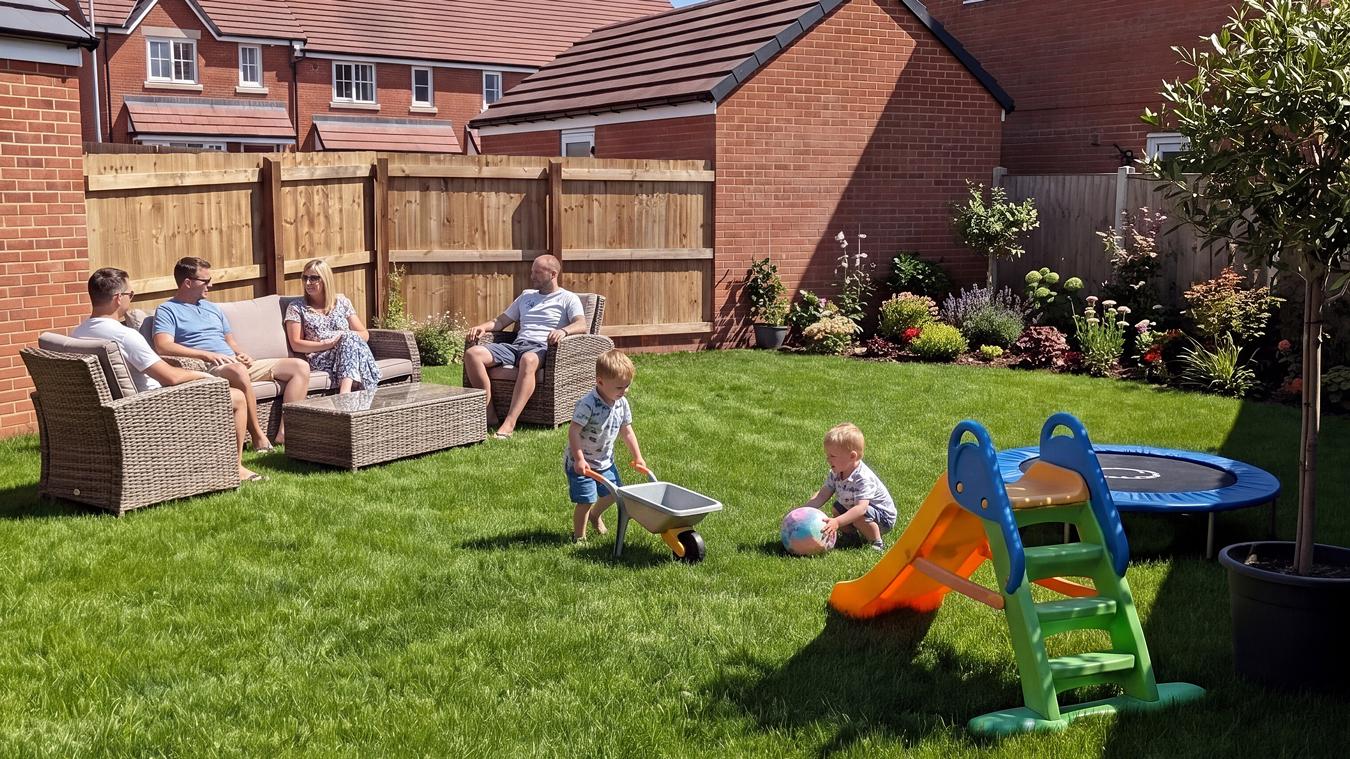 Selsdon Garden with people