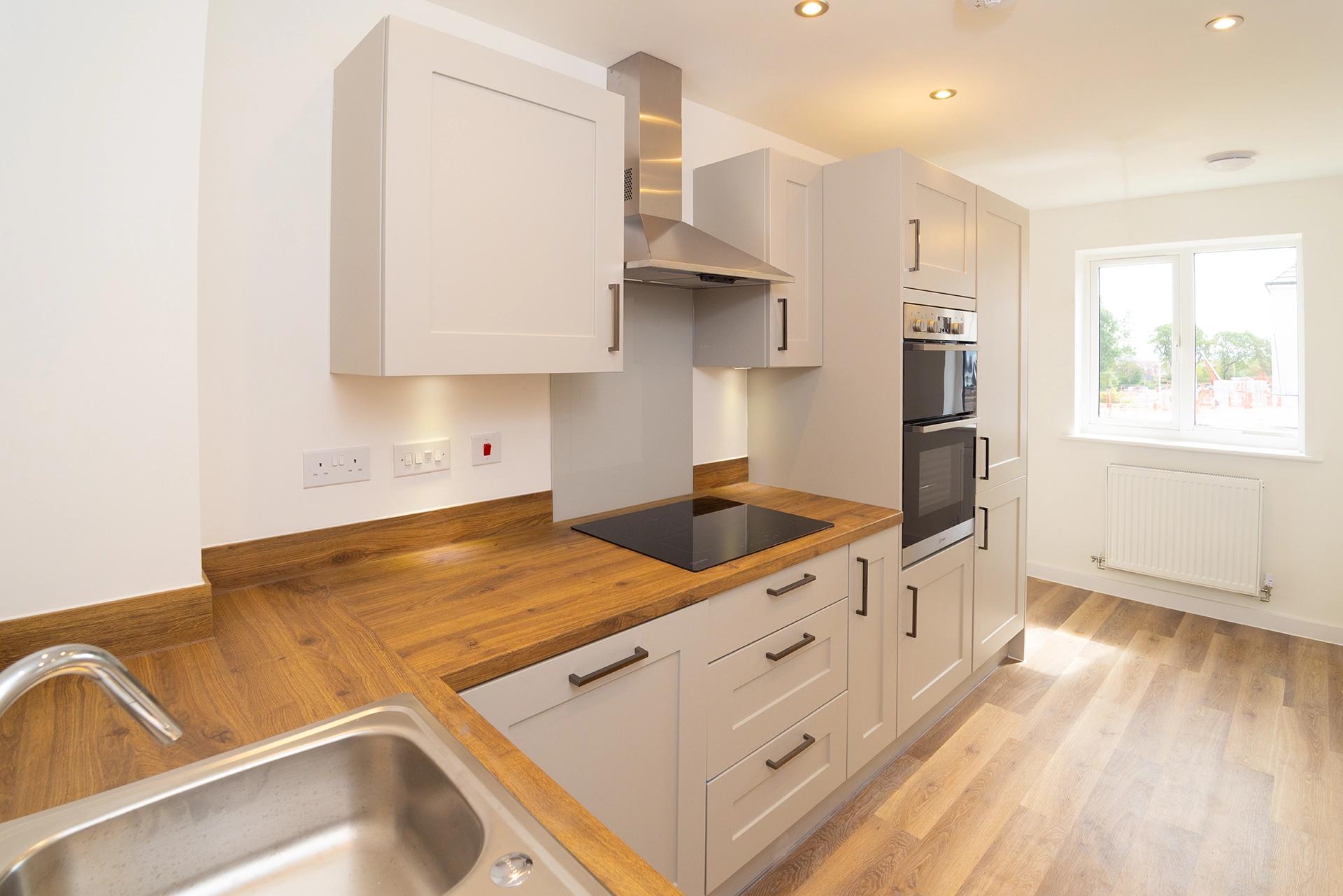 Lingwood Kitchen 2