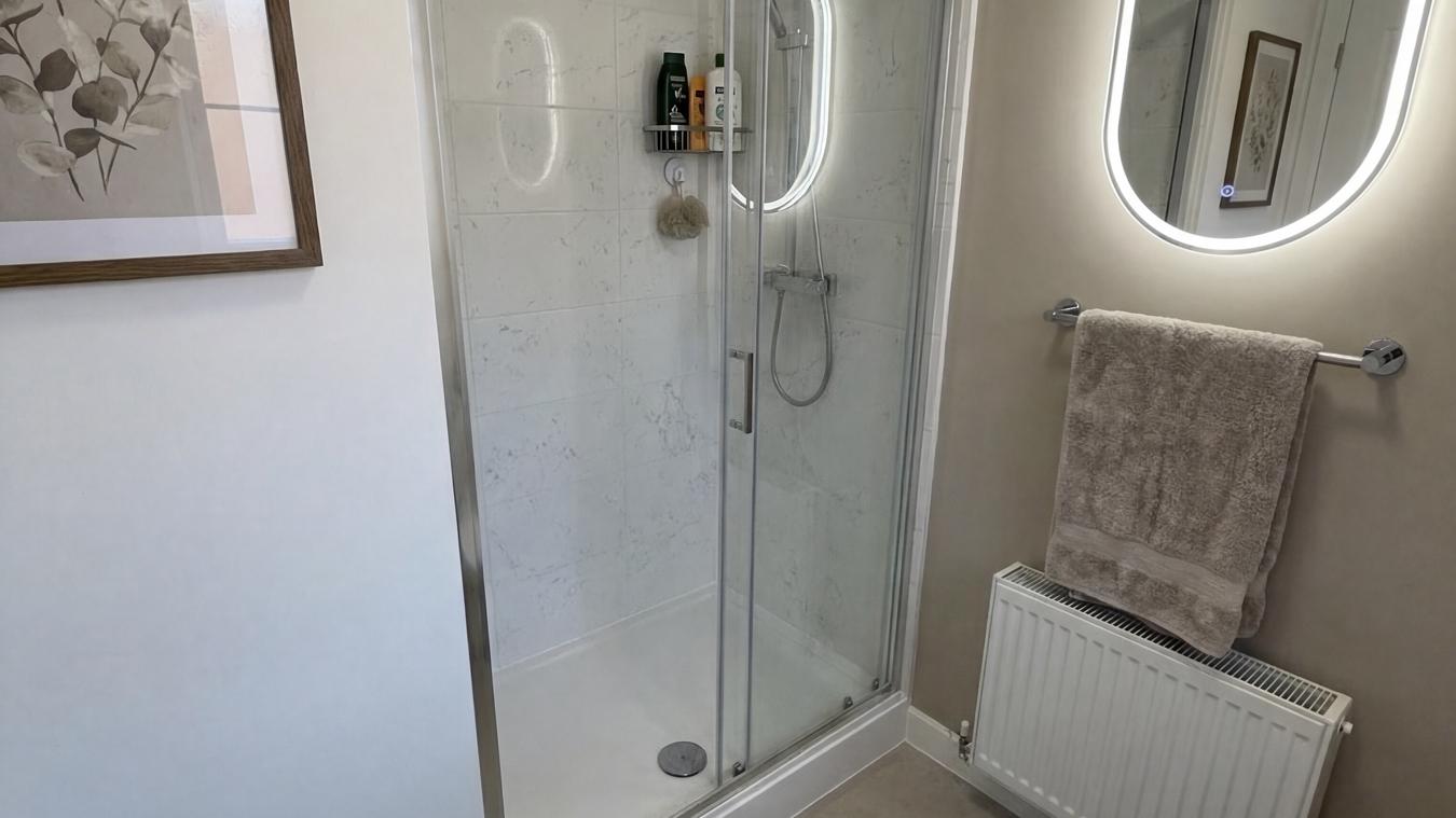 Mapleford - En Suite