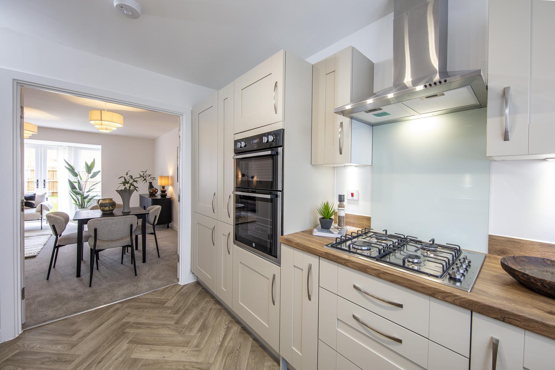 Manor Kingsway Medford kitchen and dining