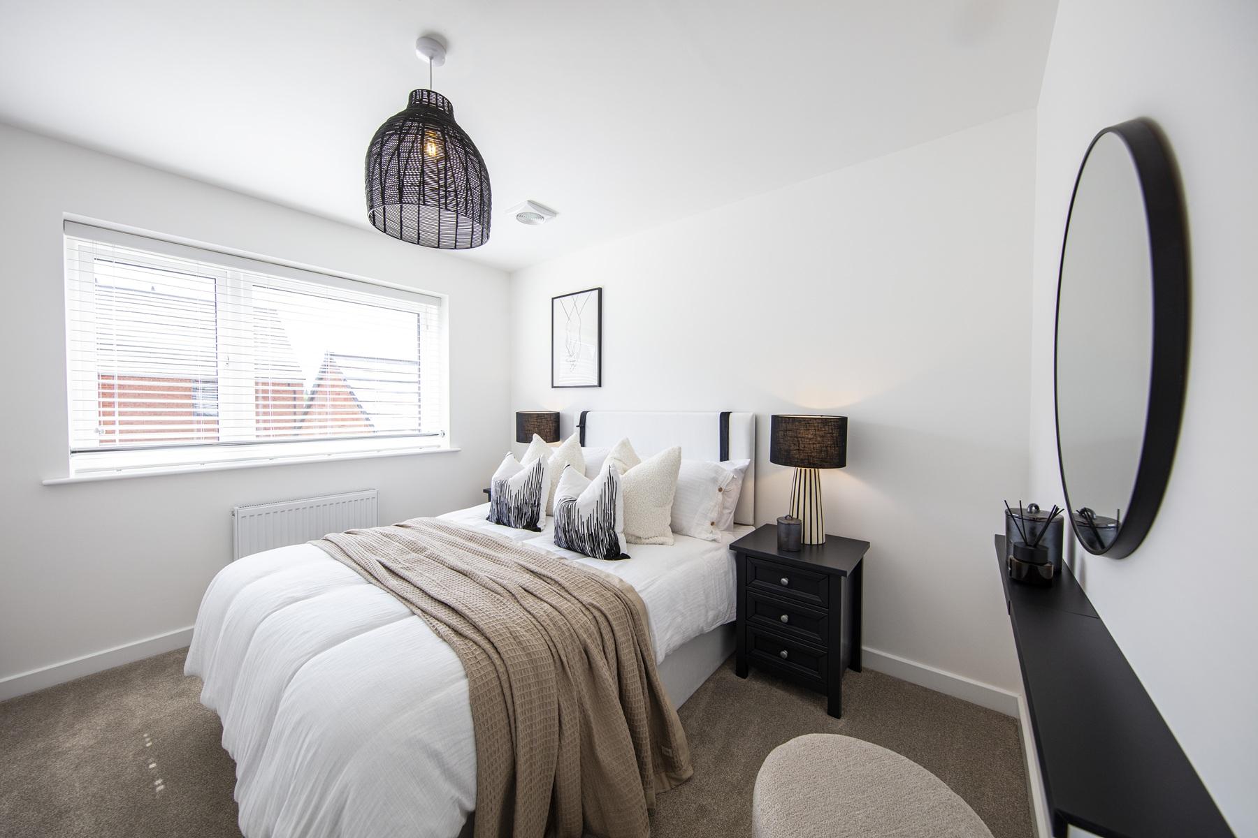 Manor Kingsway Medford bedroom 2