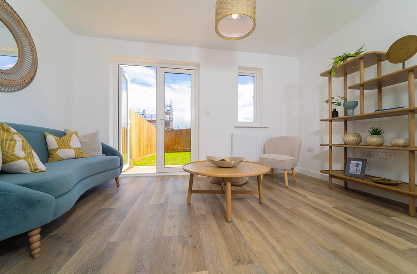 Lingwood V3 Lounge